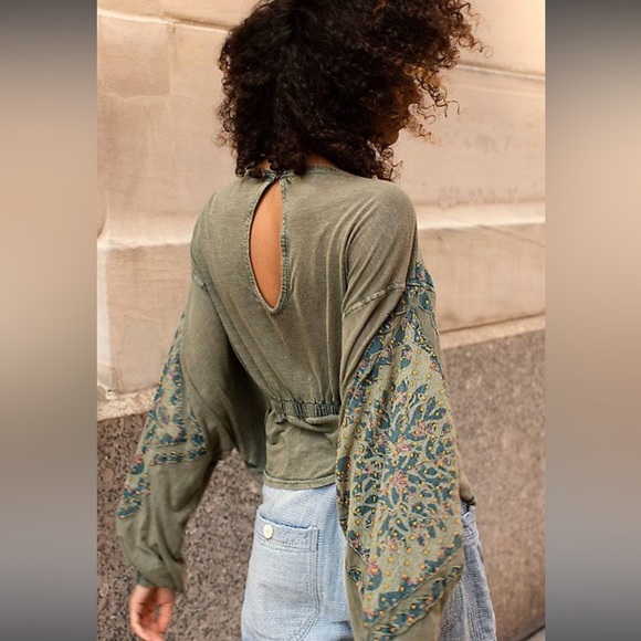 Free People Tops - Free People Throwback Long Dolman Sleeve Peasant Top {XS}
